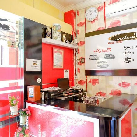 Pandawa Guest House At Ngaliyan Square Mitra Reddoorz Semarang Exterior photo